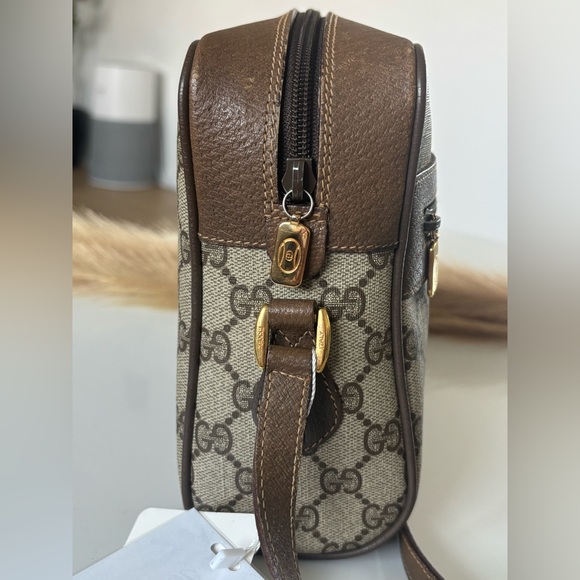 Gucci Accesory Collection Sherry Line Crossbody Bag - Picture 3 of 12
